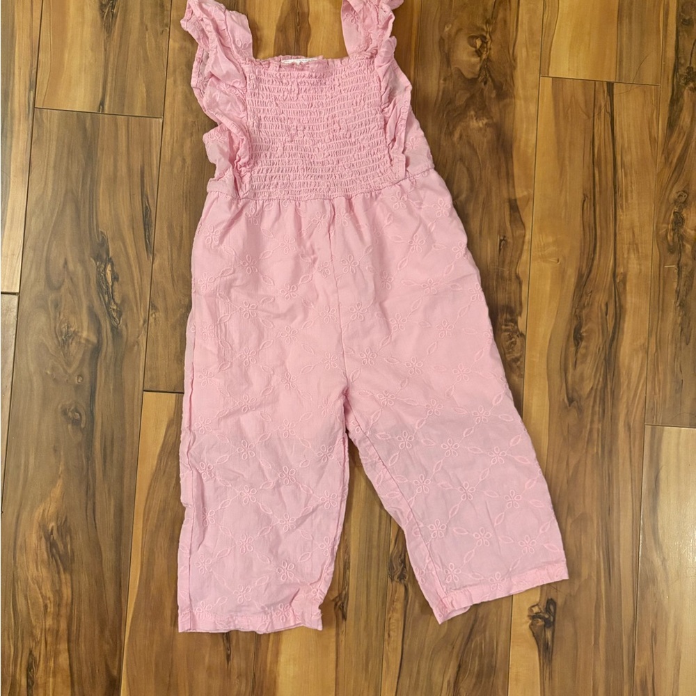 💝 3/$10. Pink Ruffled Kids Jumpsuit 4T